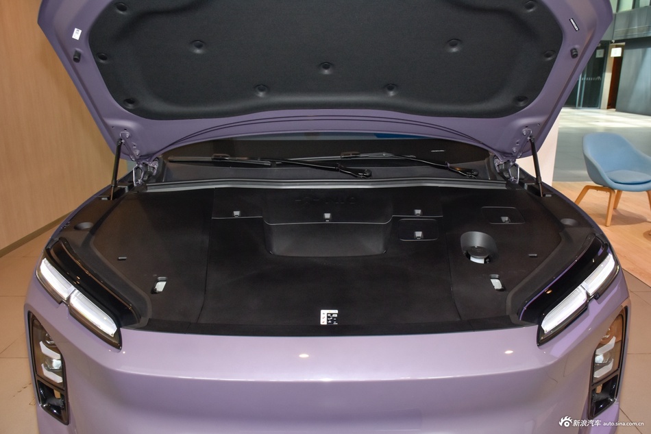 2025款蔚来EC6 75kWh