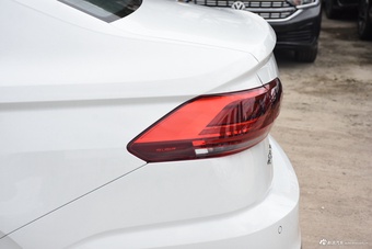 2025款宝来 300TSI 双离合尊行版
