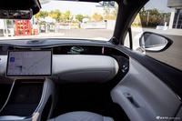 2022款阿维塔11 超长续航双电机奢享版