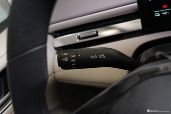 2026款MG4 EV 437km随心版