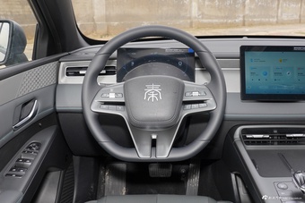 2025款秦PLUS DM-i 智驾版 55KM领先型