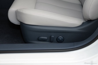 2026款天籁 2.0L 智能超舒适版