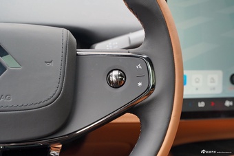 2025款昊铂HL 700 Ultra六座四驱激光雷达版