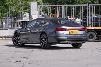 2025款奥迪A7 45 TFSI 臻选型