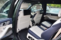 2021款宝马X7 xDrive40i 行政型豪华套装