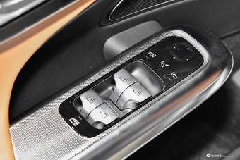 2024款奔驰E级 改款二 E 260 L