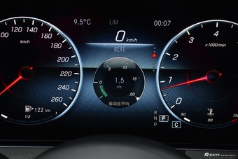 2021款奔驰E级改款 E 300 L 运动豪华型 