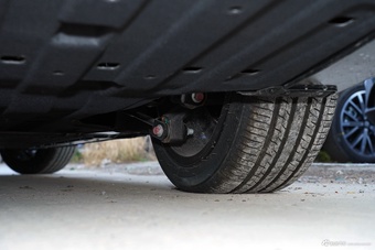 2025款零跑B01 550悦享版