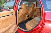 2020款陆风荣曜 1.5GTDI智·曜