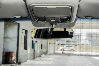 2018款域虎5 2.4T经典版柴油四驱豪华型长轴