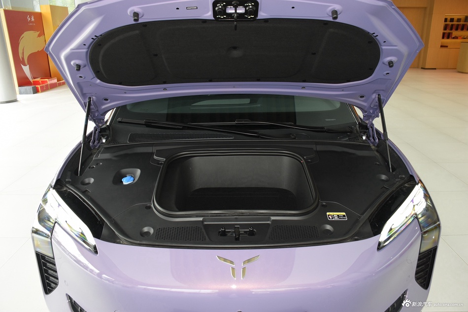 2024款红旗EH7 600 Pro