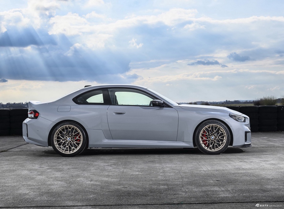 有颜值还有料，内外兼修的宝马M2最高直降7.88万啦！