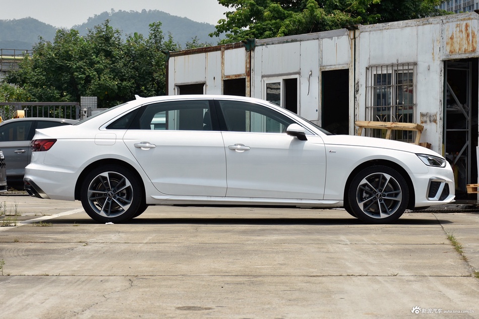 买车选择奥迪A4L好不好？先问最高优惠11.77万您还满意吗？