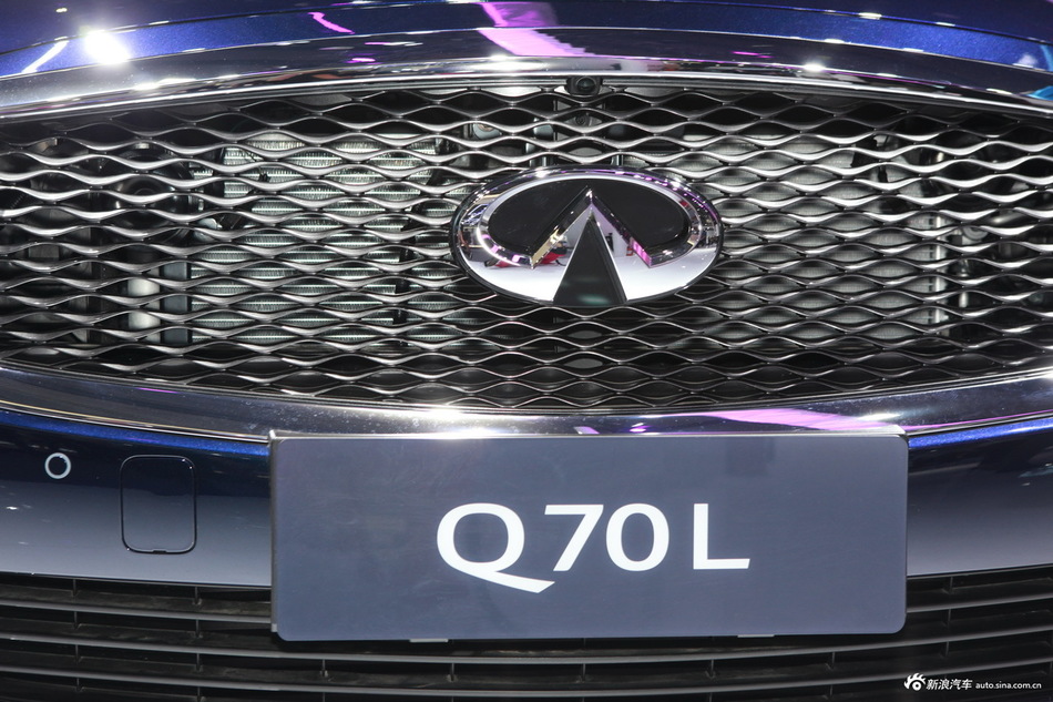 英菲尼迪Q70促销中，最高直降6.70万，新车全国31.48万起！